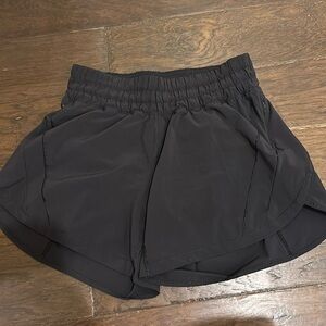 Lululemon hotty hot shorts